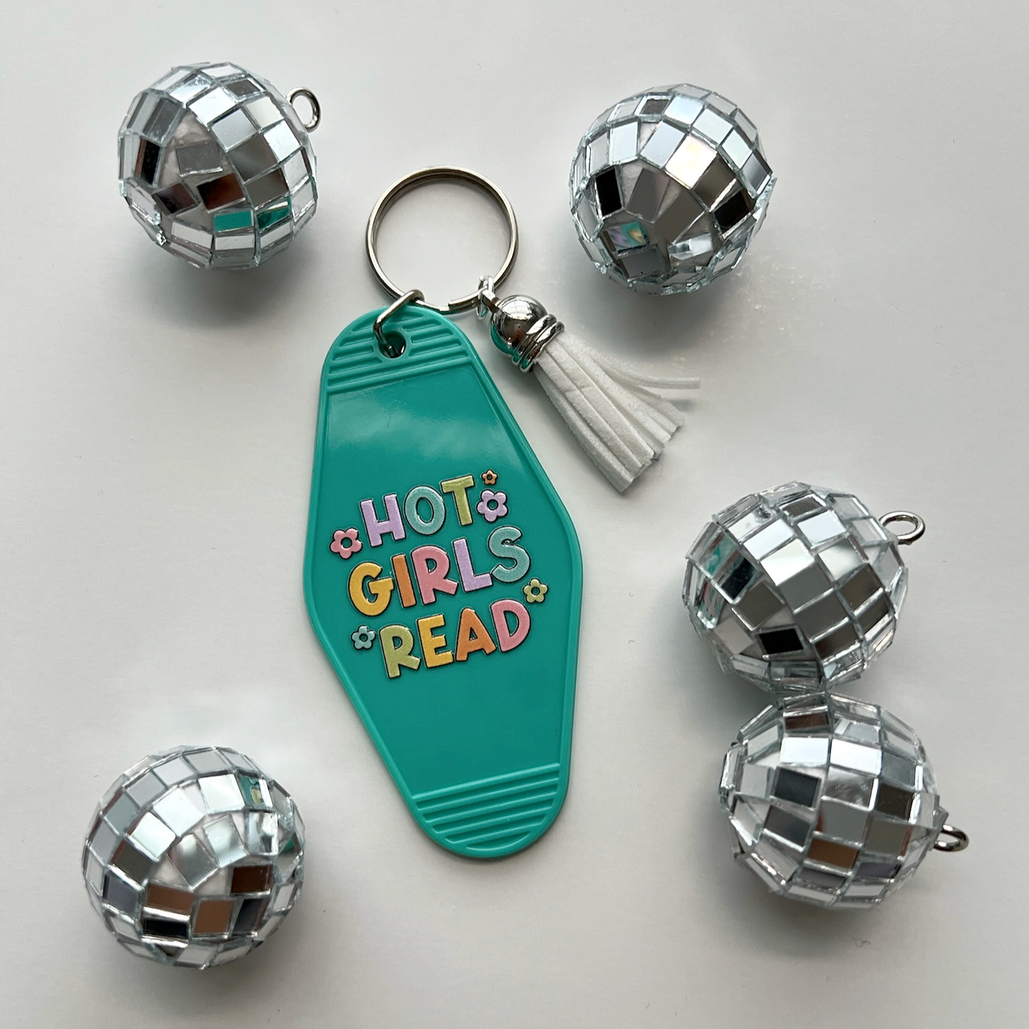 Hot Girls Read Retro Motel Keychain