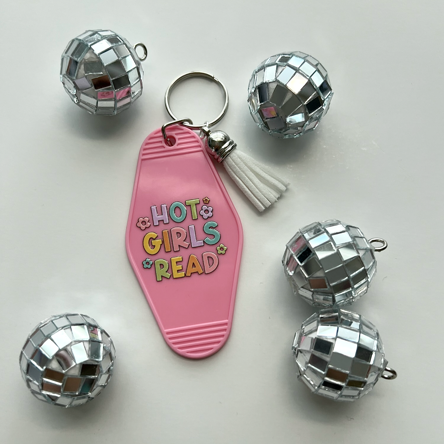 Hot Girls Read Retro Motel Keychain